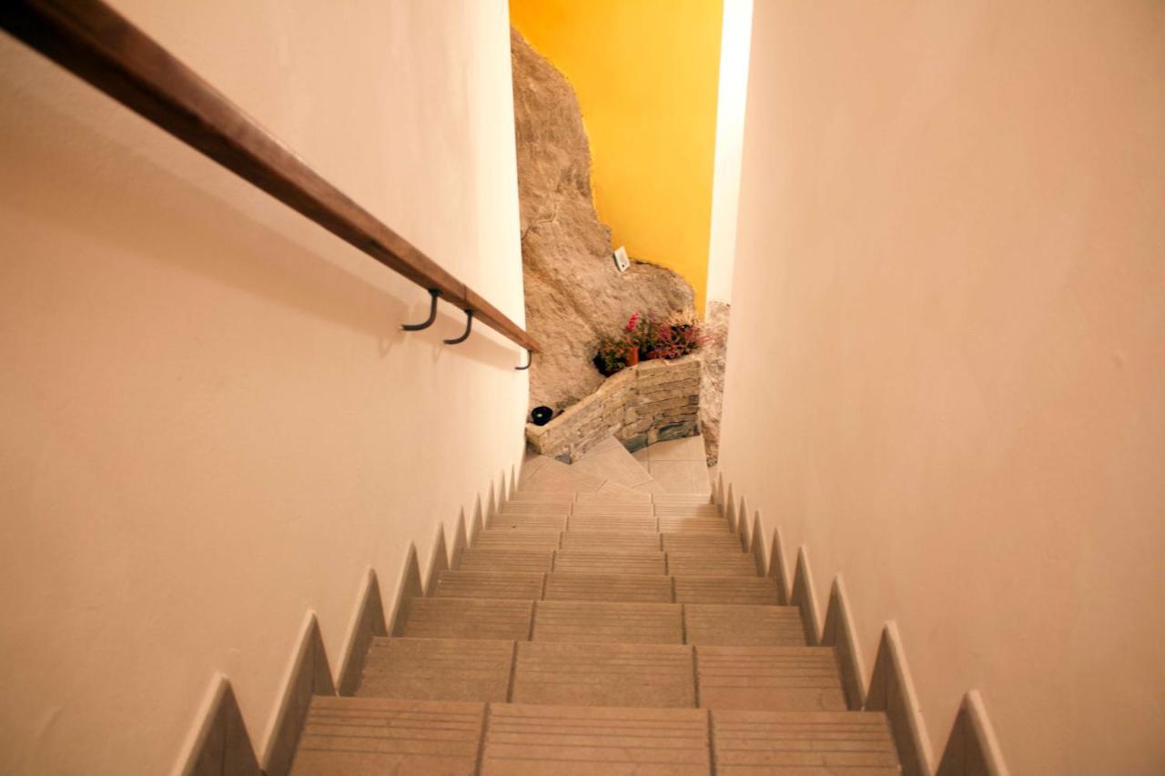 La Casa Sul Sasso In Town Serviced Accommodations Dervio Kültér fotó
