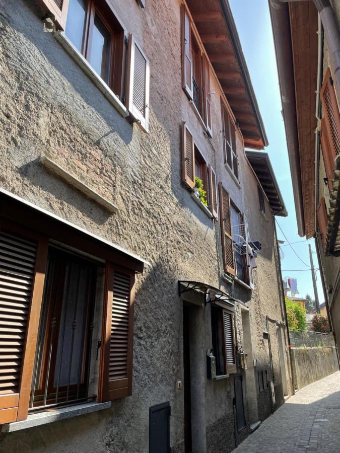 La Casa Sul Sasso In Town Serviced Accommodations Dervio Kültér fotó