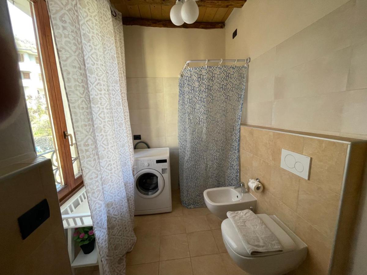 La Casa Sul Sasso In Town Serviced Accommodations Dervio Kültér fotó
