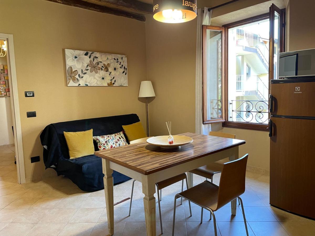 La Casa Sul Sasso In Town Serviced Accommodations Dervio Kültér fotó