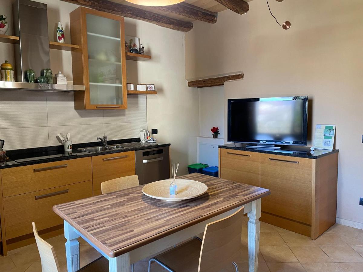 La Casa Sul Sasso In Town Serviced Accommodations Dervio Kültér fotó