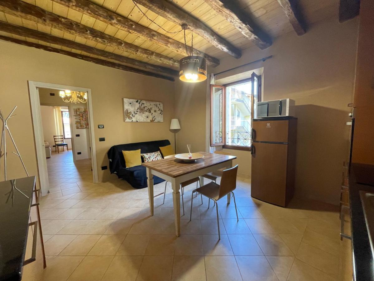 La Casa Sul Sasso In Town Serviced Accommodations Dervio Kültér fotó